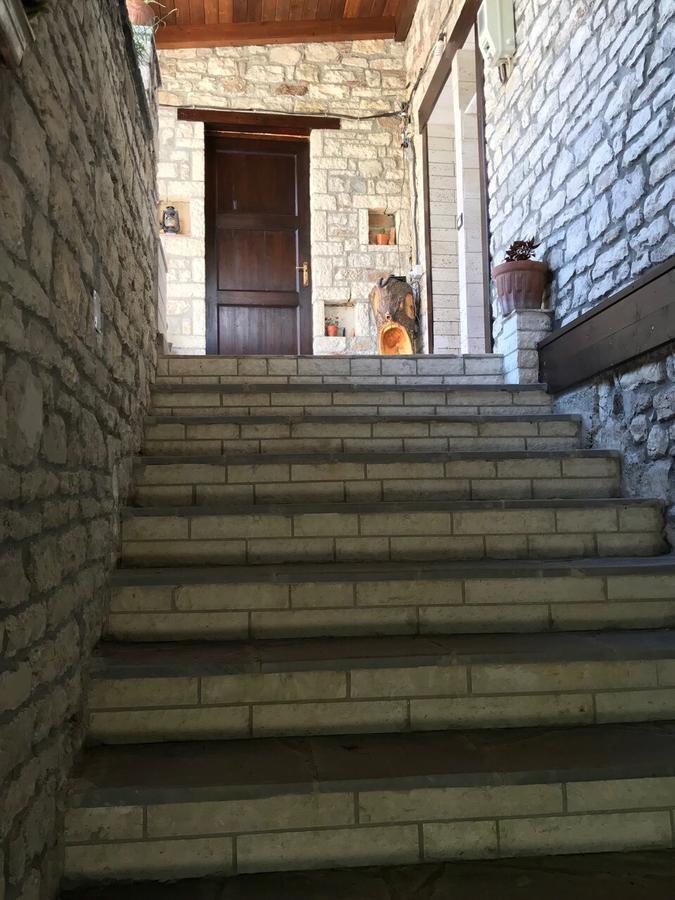 Guest House Iljesa Berat Exterior foto